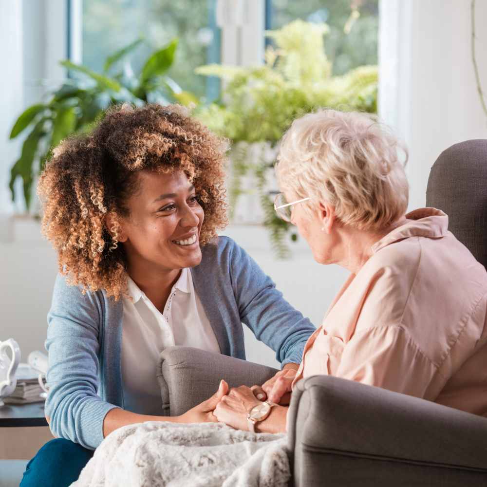 les aides à domicile un soutien moral essentiel