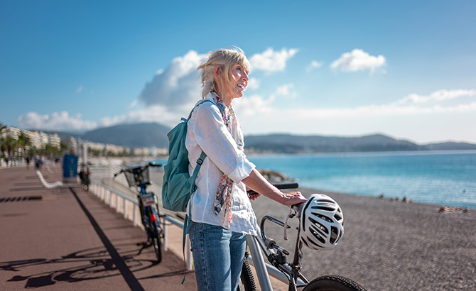 Une niçoise heureuse de sa mutuelle santé Nice